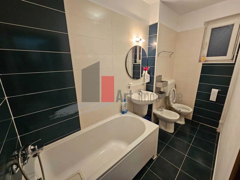 Apartament cu 2 camere zona Grivitei